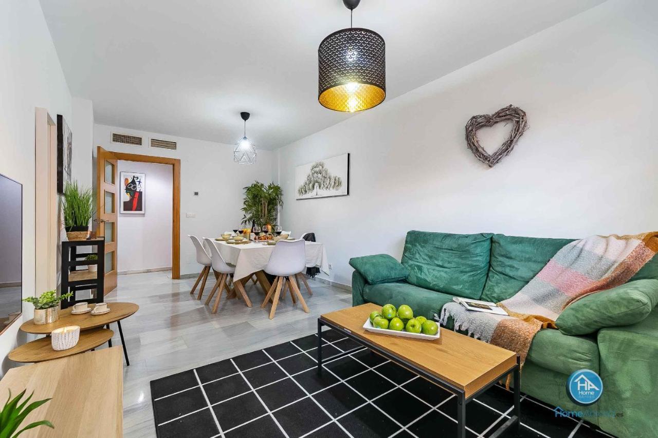 Bajo Urbano Boutique En Carlos Haya Con Terraza Y Parking Malaga Zewnętrze zdjęcie